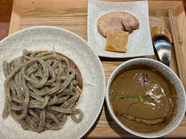「弩濃厚カレーつけ麺1400円」@手打式特級多加水 御影麺 鏑矢の写真