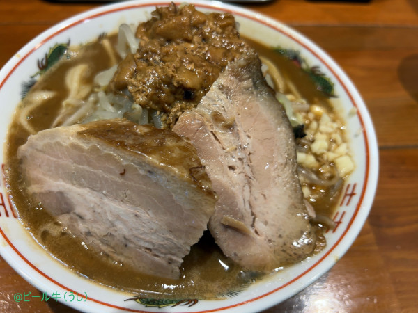 「【金曜限定】ガッツリ系(1000円)アブラニンニク」@麺屋 真心の写真