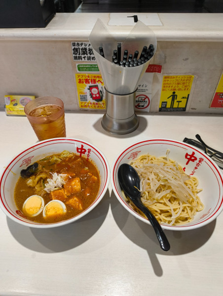 「冷やし五目蒙古タンメン 1040円」@蒙古タンメン 中本 川崎店の写真