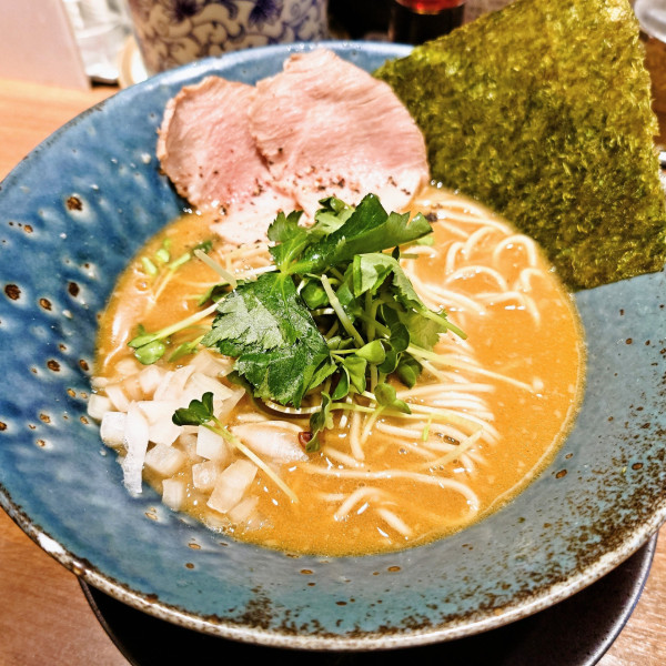 「海老ニボ＋替え玉」@麺屋 ねむ瑠の写真