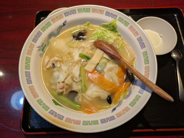 「塩味肉野菜タン麺：880円」@桂香楼 半蔵門店の写真