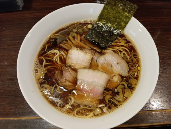 「タマリ中華そば・麺少なめ」@中華そば 東京ぐれっちの写真