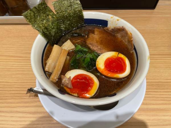「夜鳴き中華そば」@つけ麺専門店 三田製麺所 八幡山店の写真