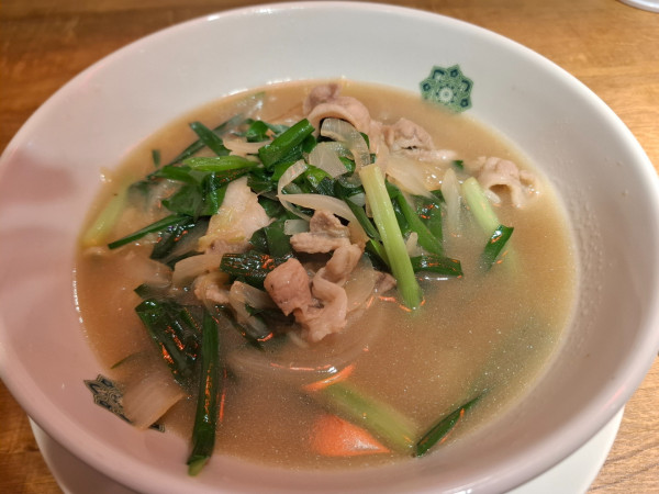 「肉ニラらーめん７００円」@日高屋 上大岡西口南店の写真