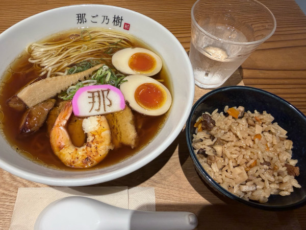 「『那古野特製鶏そば』と『炊き込みご飯』（1500円）」@鶏そば 那ご乃樹の写真