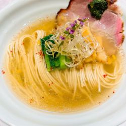 塩らーめん + 牡蠣和え玉