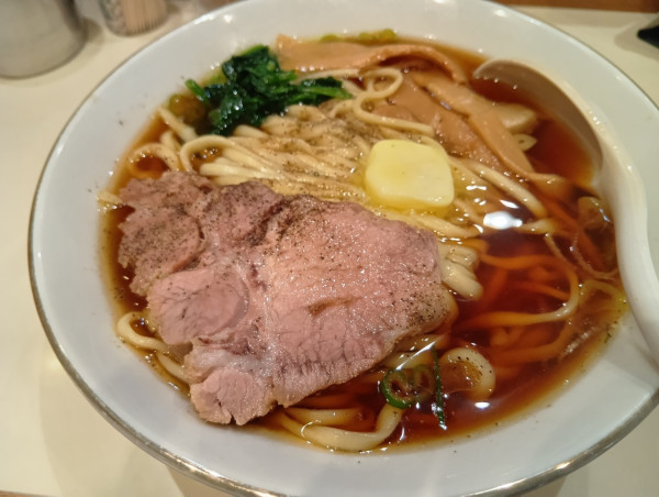 「らぁめん　バター」@らぁめん ほりうち 本店の写真
