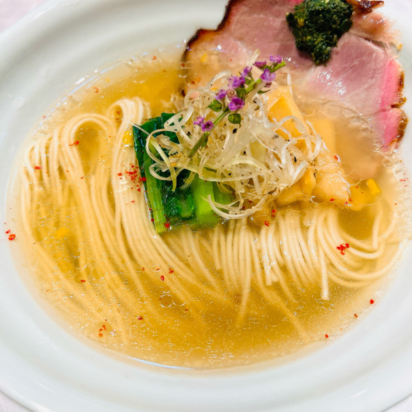 「塩らーめん + 牡蠣和え玉」@shizukuの写真