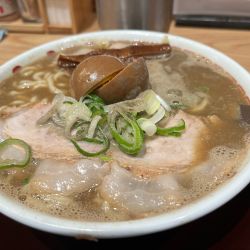 こってり煮干しラーメン