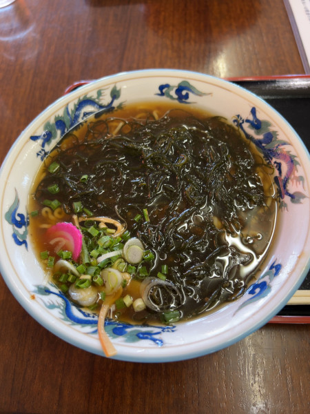 「もずくラーメン（1,300円）」@食堂 最北端の写真