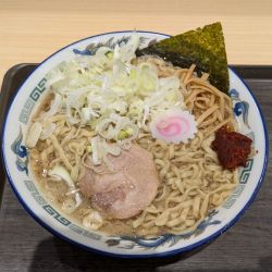 らーめん大盛　890円