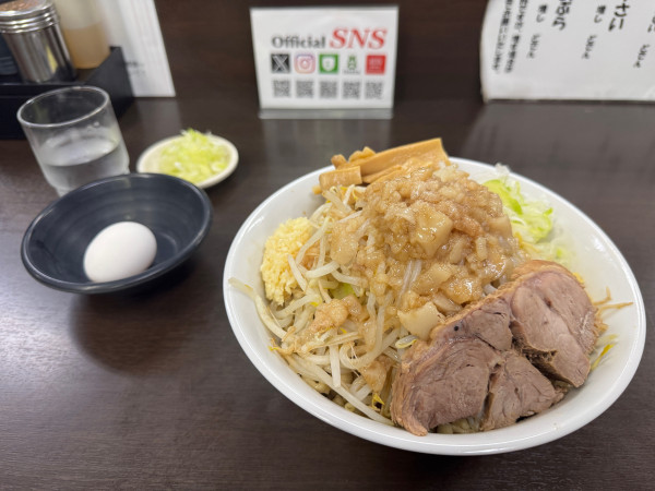 「油そば中」@ラーメンどでん 大宮店の写真