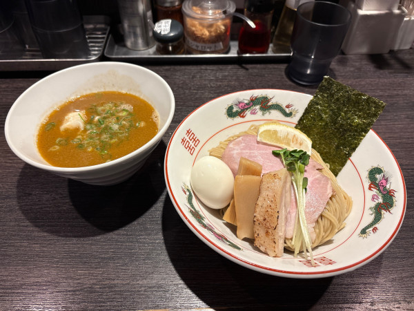 「【5周年限定】ふんだん3種海老のつけそば」@中華そば 十目一八食堂の写真