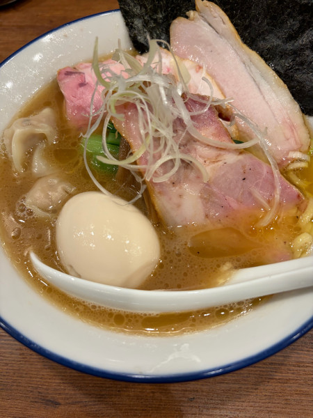 「特製ラーメン」@豚骨 蒼翔の写真