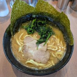 ラーメン900円