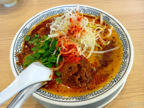 「しびれる辛さの麻辣担々麺」@丸源ラーメン 入間インター店の写真