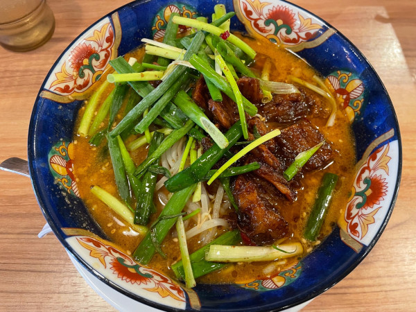 「ホルモン味噌ラーメン　￥１１８０」@八宝菜館 大府店の写真