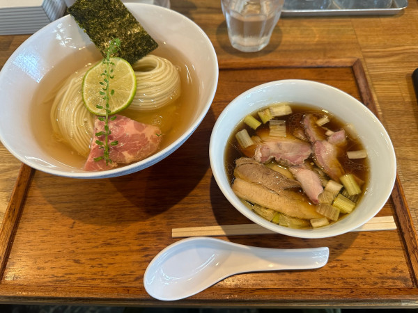 「昆布水つけ麺（醤油）大+ちょい肉増し」@YOKOKURA STOREHOUSEの写真
