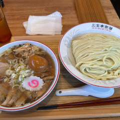 三宝亭製麺 らーめん研究所の画像