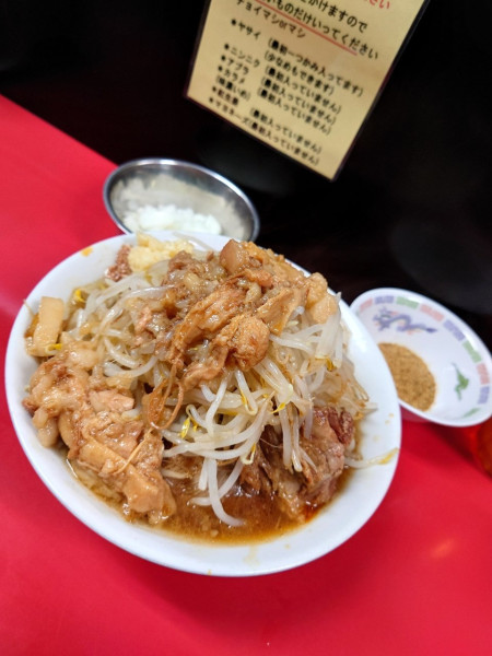 「ラーメン 玉ねぎ 魚粉」@ラーメンハイキックの写真
