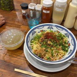 汁なし担々麺