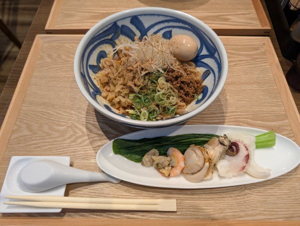 「スパイスと貝出汁が効いた魚介汁なし担々麺（1,100円）」@Fishmenの写真