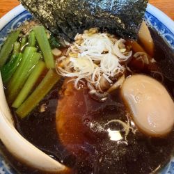 期間限定黒中華そば