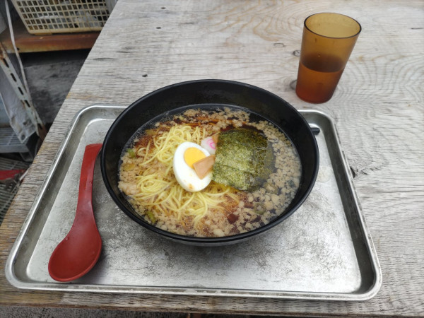 「背油醤油ラーメン」@星川製麺 彩の写真