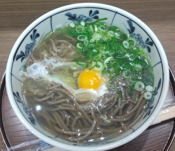 「たまごそば480円」@味善の写真