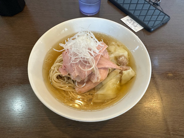 「ワンタン塩そば」@中華そばイデタの写真