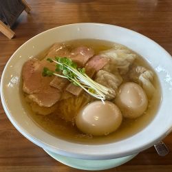 塩煮干しワンタンそば+味玉