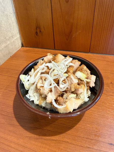 「炙りチャー丼」@家系らーめん押忍の写真