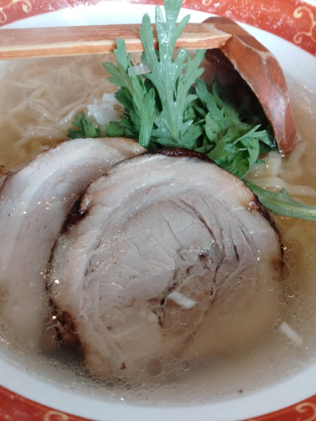 「本丸塩らー麺」@厚木本丸亭の写真