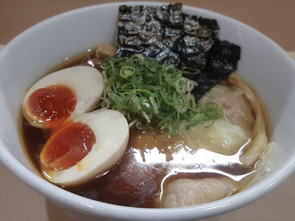 「特製中華そば」@手揉み中華そば 中村の写真