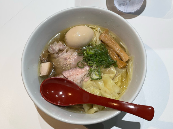 「特製塩ラーメン¥1,500」@麺屋翔 札幌店の写真