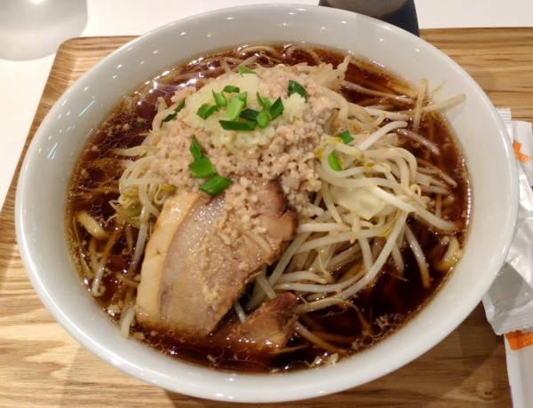 「豚吉スープ麺」@ラーメン屋 豚吉 浦和店の写真