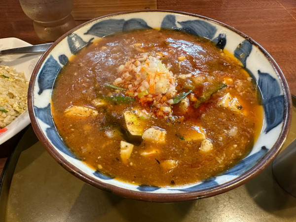 「全トロ麻婆麺＋半チャーハン」@三宝亭 山田店の写真