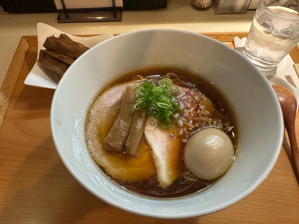 「醤油らーめん＋メンマトッピング」@Sagamihara 欅の写真