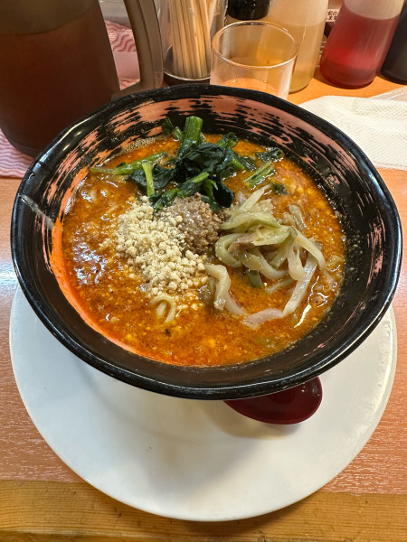 「ご馳走担々麺（醤油ベース）＋搾菜トッピング」@中華麺食堂 かなみ屋の写真