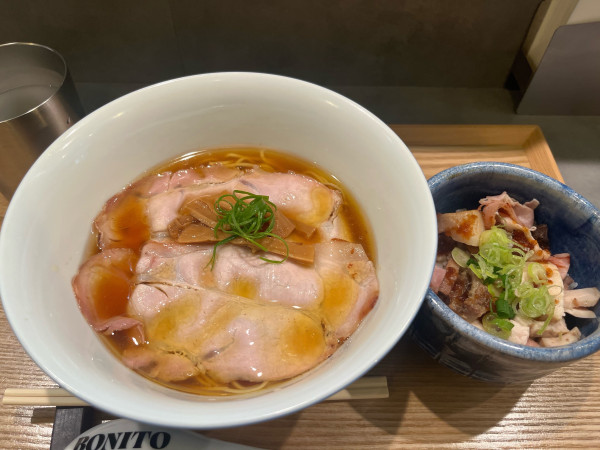 「鰹醤油らぁめん」@Bonito Noodle RAIKの写真