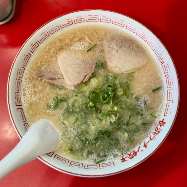 「ラーメン（640円）」@長浜ラーメン 長浜御殿 長尾本店の写真