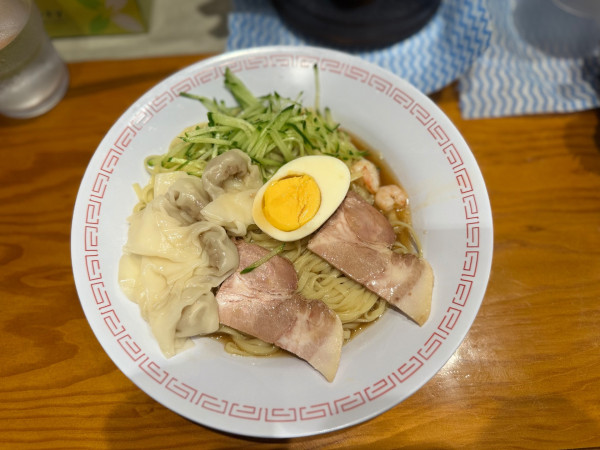 「呉冷麺 ワンタン入り 1100円」@呉門 神田神保町店の写真