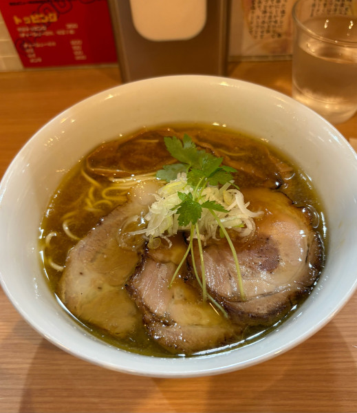 「醤油ラーメン」@RAMEN ガモウスマイルの写真