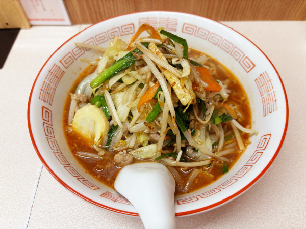 「味噌ラーメン　980円」@華やの写真