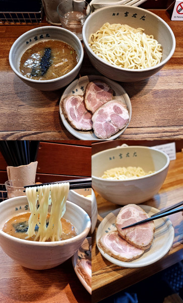 「『つけ麺+チャーシュー(￥1150+500)』」@麺屋吉左右の写真
