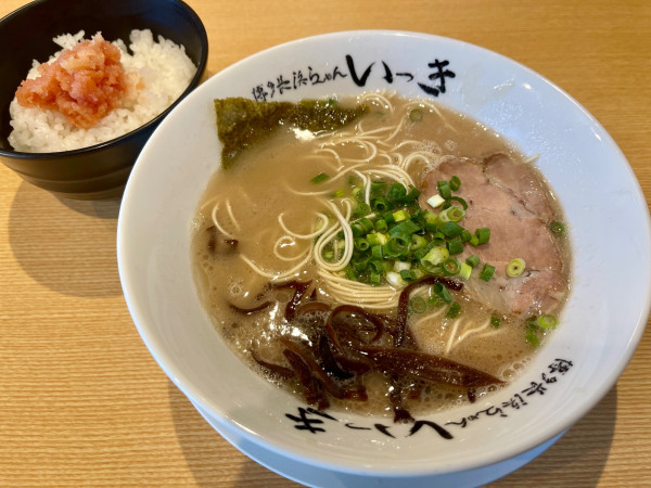 「らーめん」@博多長浜らーめん いっき 戸塚安行店の写真