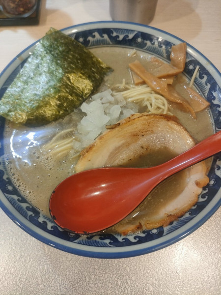 「煮干しラーメン」@麺屋 音 南越谷店の写真