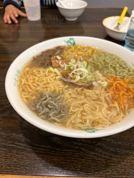 「七色ラーメン」@一寸法師の写真