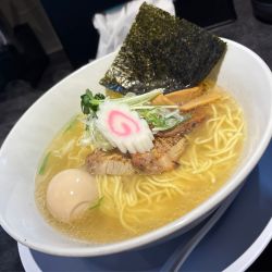 味玉塩ラーメン