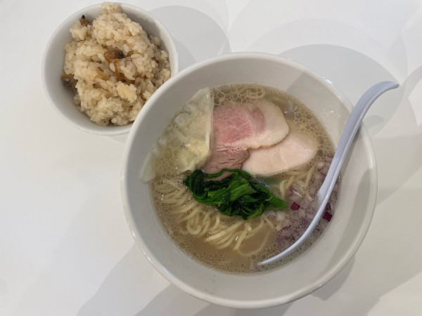 「貝出汁中華そば【塩】、貝の炊き込みご飯(小)」@中華そば みつめの写真